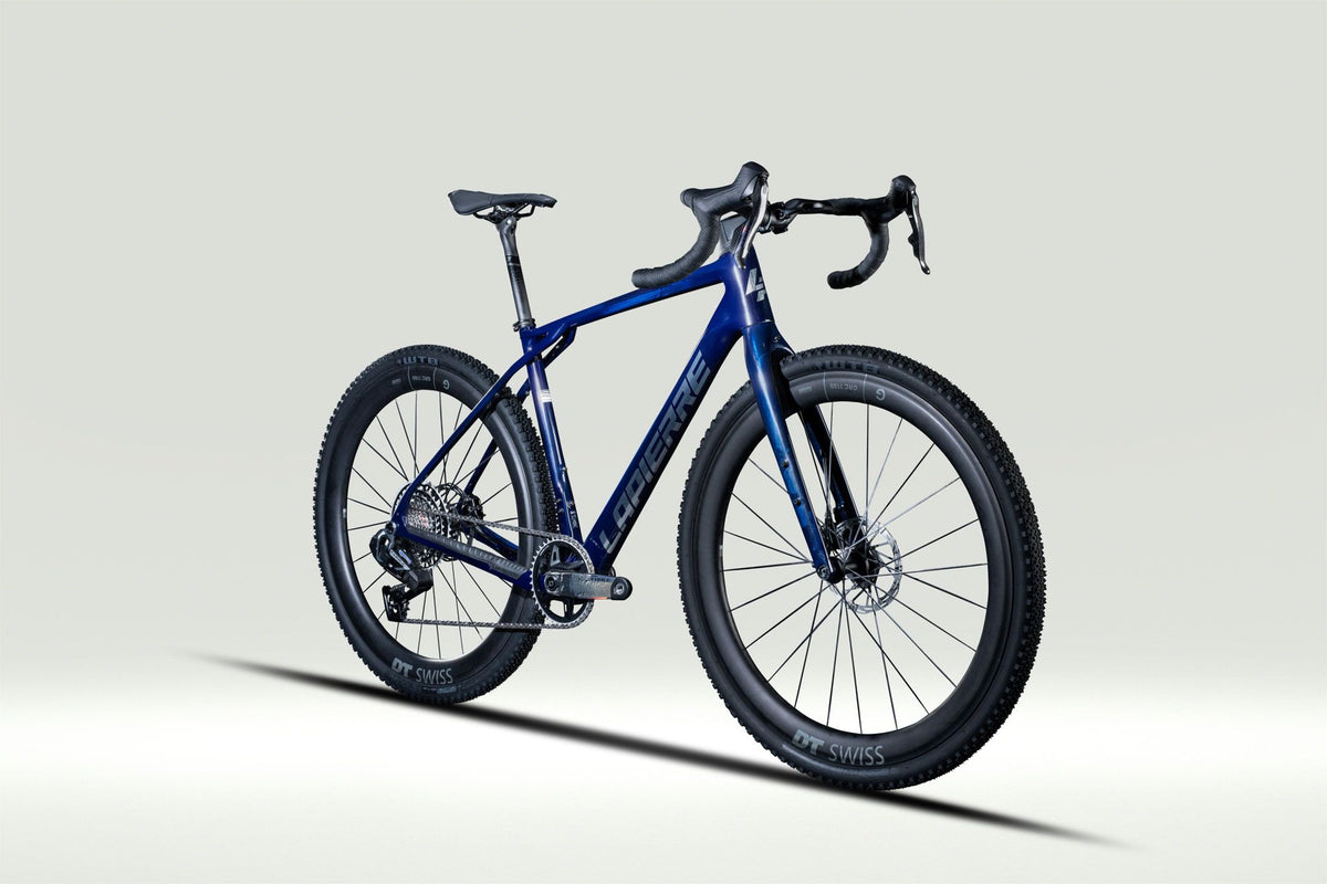 Lapierre CROSSHILL CF 9.0 - translucent hex blue - glossy - vue 135 degres