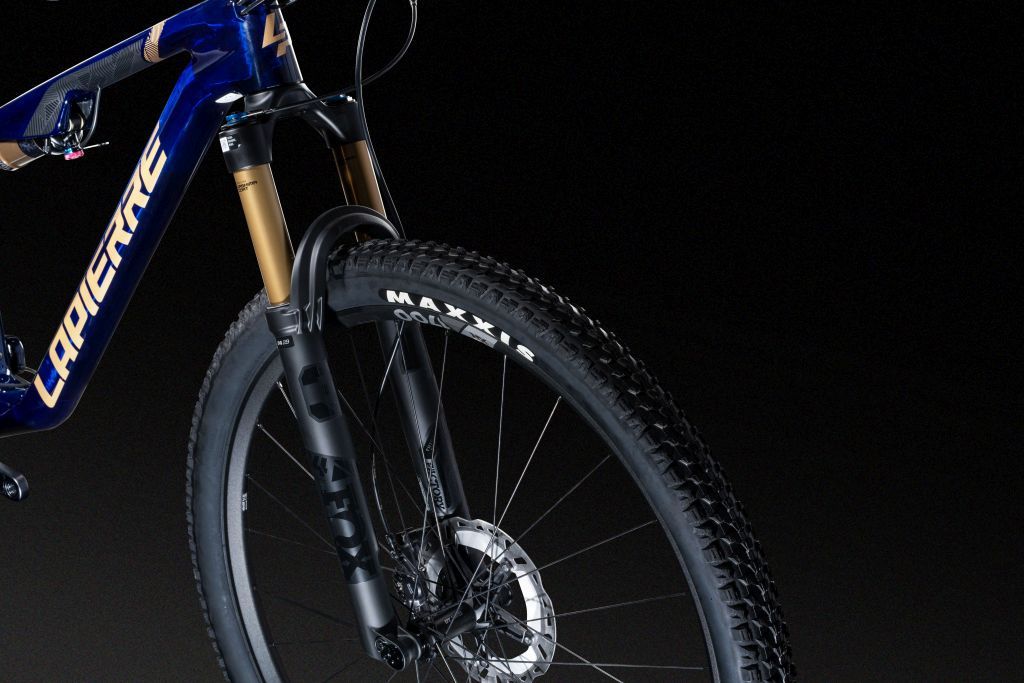 Lapierre XRM 8.9 - translucent blue - glossy