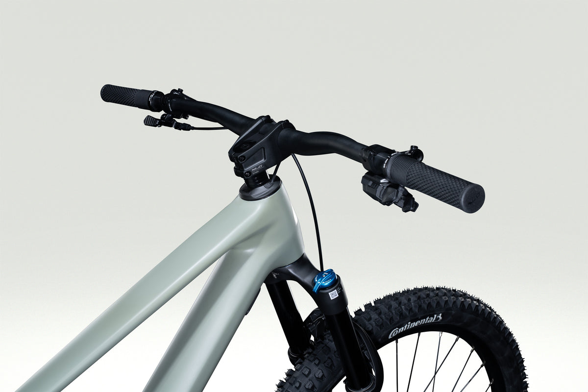 Lapierre ZESTY CF 7.9 - graphite grey - satin - detail 1